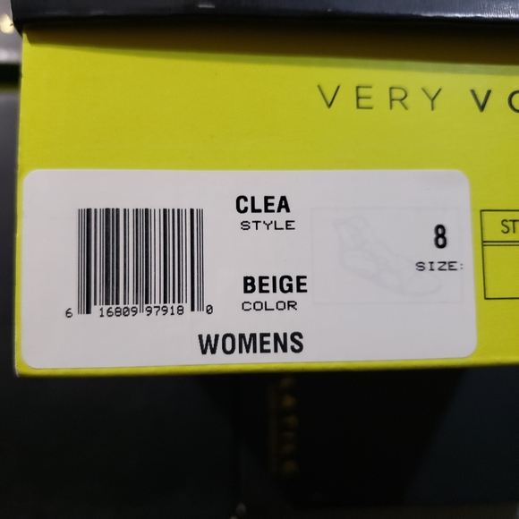 Very Volatile Clea Beige New in Box Size 8 - Picture 7 of 7